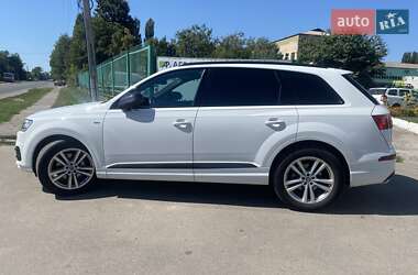 Внедорожник / Кроссовер Audi Q7 2019 в Киеве