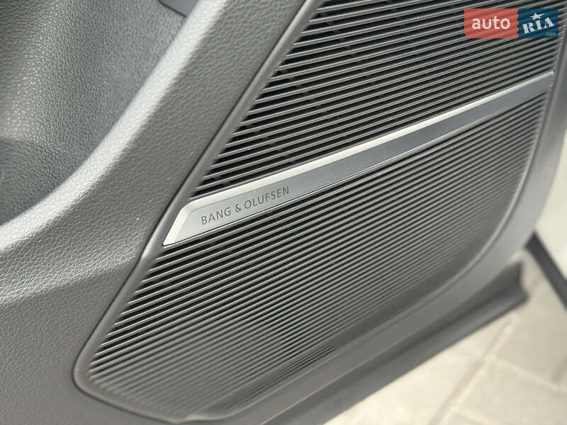 Внедорожник / Кроссовер Audi Q7 2020 в Днепре