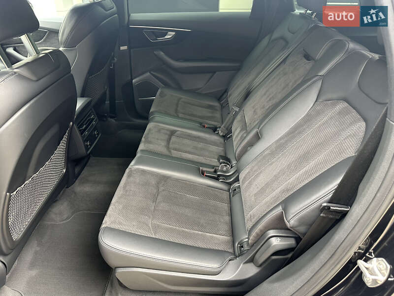 Внедорожник / Кроссовер Audi Q7 2020 в Киеве фото 13 Внедорожник / Кроссовер Audi Q7 2020 в Киеве