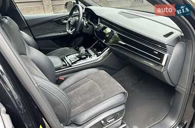 Внедорожник / Кроссовер Audi Q7 2020 в 