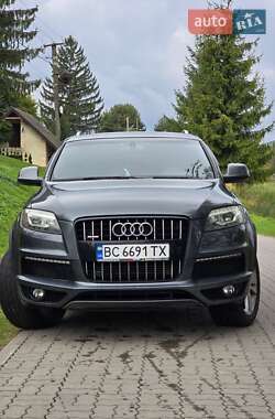 Позашляховик / Кросовер Audi Q7 2011 в 