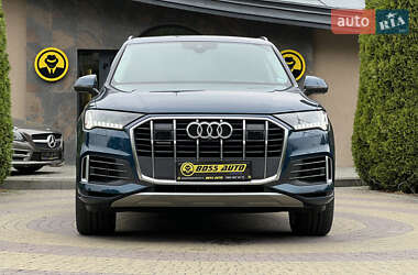 Позашляховик / Кросовер Audi Q7 2020 в 