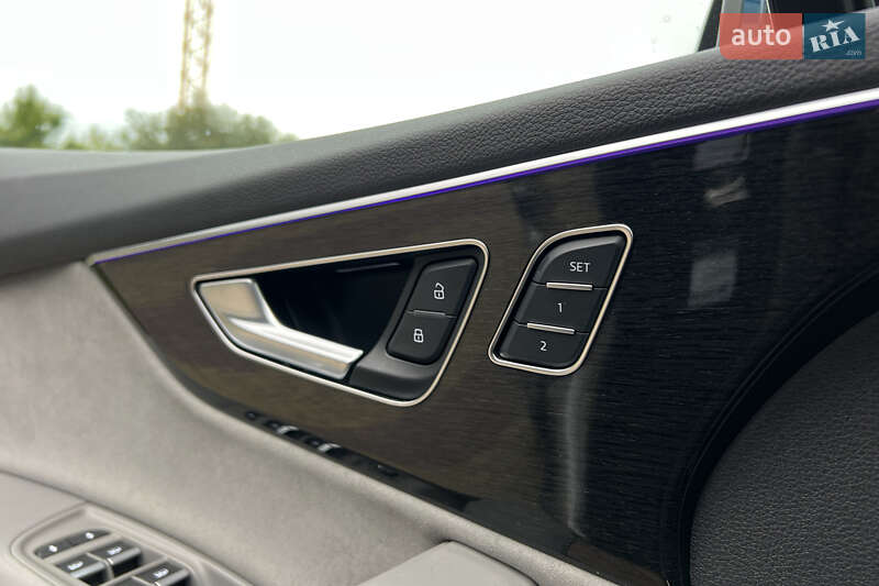 Позашляховик / Кросовер Audi Q7 2020 в Львові