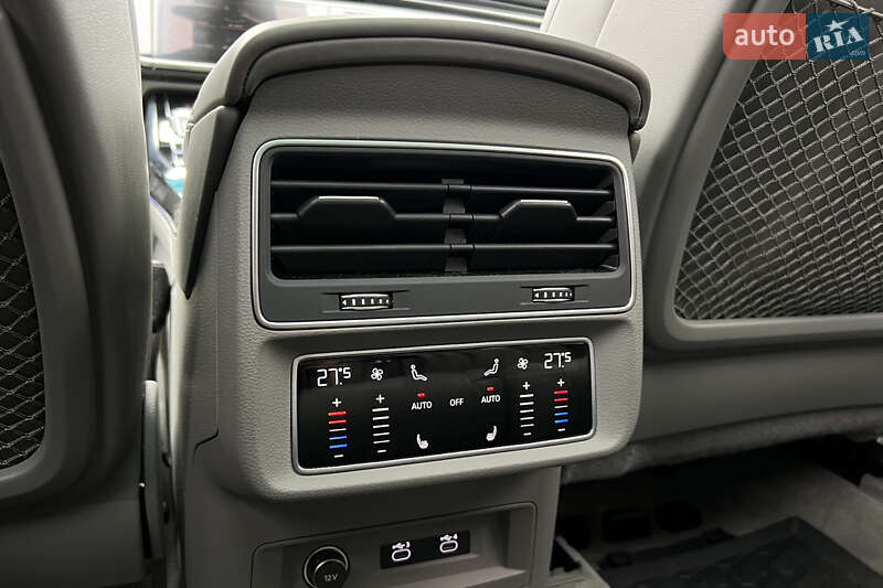 Позашляховик / Кросовер Audi Q7 2020 в Львові