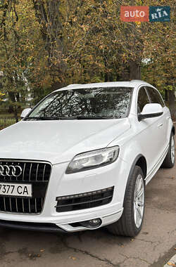 Позашляховик / Кросовер Audi Q7 2014 в Ніжині