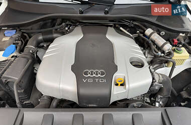 Позашляховик / Кросовер Audi Q7 2014 в 