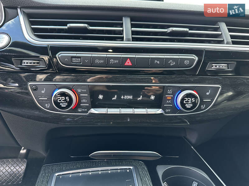 Внедорожник / Кроссовер Audi Q7 2018 в Кривом Роге