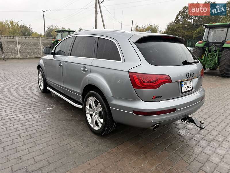 Внедорожник / Кроссовер Audi Q7 2008 в Киеве