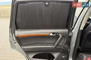 Позашляховик / Кросовер Audi Q7 2008 в 