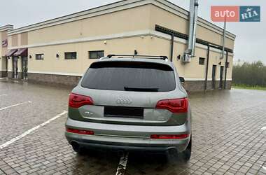 Позашляховик / Кросовер Audi Q7 2011 в 