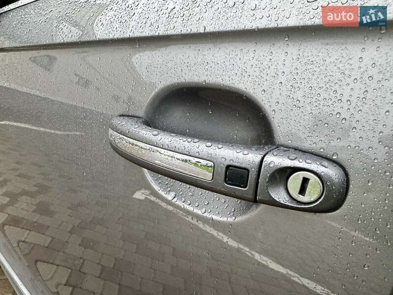 Позашляховик / Кросовер Audi Q7 2011 в Чернівцях