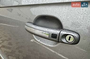 Позашляховик / Кросовер Audi Q7 2011 в 