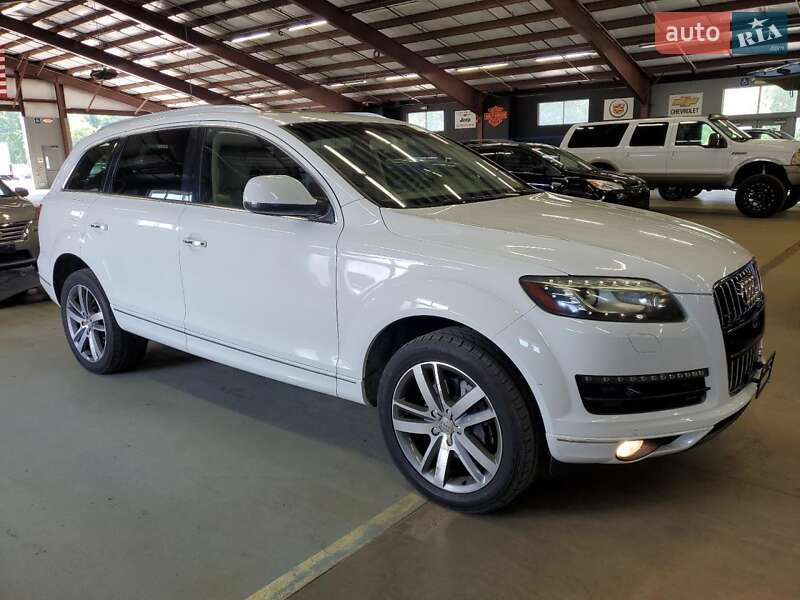 Внедорожник / Кроссовер Audi Q7 2014 в Ровно