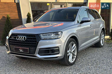 Внедорожник / Кроссовер Audi Q7 2018 в 