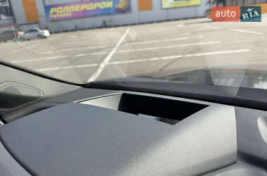 Позашляховик / Кросовер Audi Q7 2019 в 