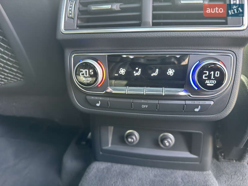 Позашляховик / Кросовер Audi Q7 2019 в Києві