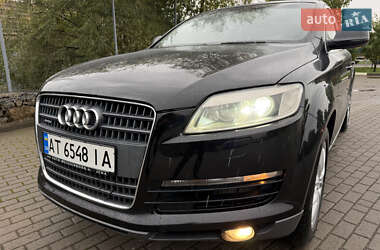 Позашляховик / Кросовер Audi Q7 2006 в 