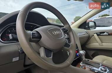 Позашляховик / Кросовер Audi Q7 2014 в 