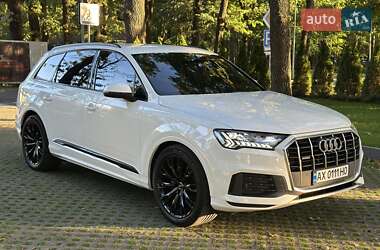 Внедорожник / Кроссовер Audi Q7 2023 в 