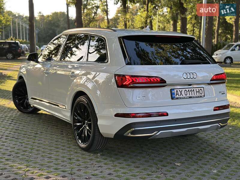Позашляховик / Кросовер Audi Q7 2023 в Харкові