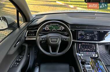Внедорожник / Кроссовер Audi Q7 2023 в 