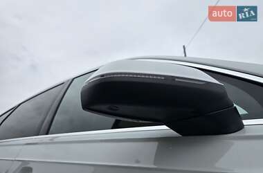 Внедорожник / Кроссовер Audi Q7 2017 в 
