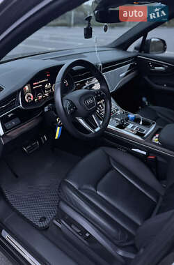 Внедорожник / Кроссовер Audi Q7 2020 в Виннице