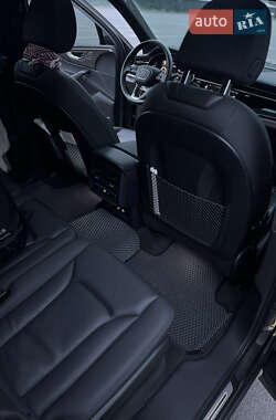Внедорожник / Кроссовер Audi Q7 2020 в Виннице