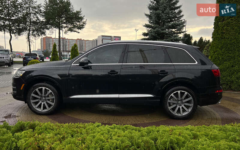 Позашляховик / Кросовер Audi Q7 2017 в Львові