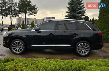 Позашляховик / Кросовер Audi Q7 2017 в 