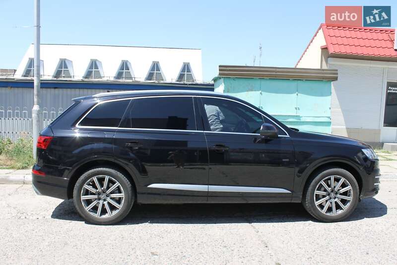 Внедорожник / Кроссовер Audi Q7 2017 в Южноукраинске фото 6 Внедорожник / Кроссовер Audi Q7 2017 в Южноукраинске