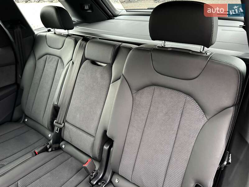 Позашляховик / Кросовер Audi Q7 2025 в Києві фото 48 Позашляховик / Кросовер Audi Q7 2025 в Києві