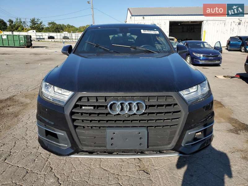 Внедорожник / Кроссовер Audi Q7 2017 в Киеве
