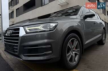 Позашляховик / Кросовер Audi Q7 2016 в Києві