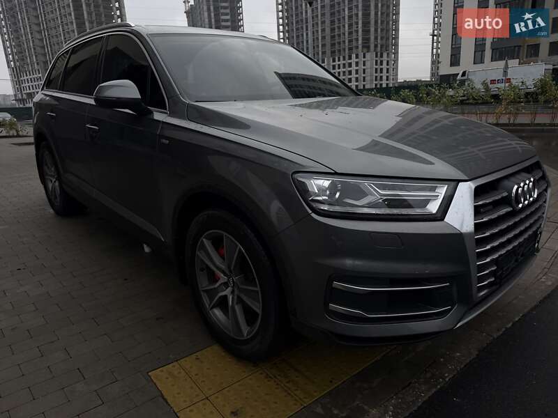 Внедорожник / Кроссовер Audi Q7 2016 в Киеве фото 30 Внедорожник / Кроссовер Audi Q7 2016 в Киеве