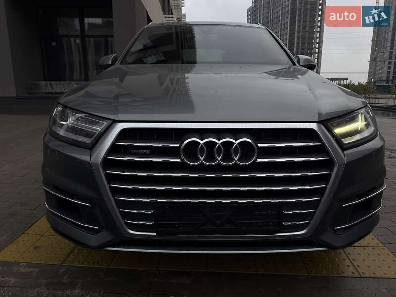 Внедорожник / Кроссовер Audi Q7 2016 в Киеве фото Внедорожник / Кроссовер Audi Q7 2016 в Киеве
