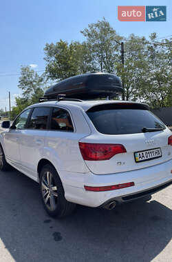 Внедорожник / Кроссовер Audi Q7 2011 в 