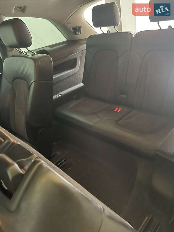 Внедорожник / Кроссовер Audi Q7 2011 в Киеве