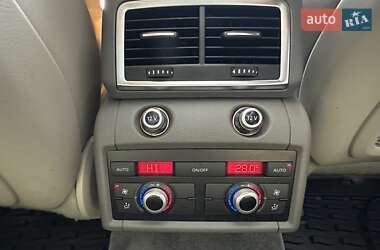 Внедорожник / Кроссовер Audi Q7 2011 в 