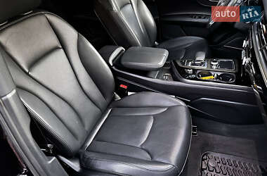 Внедорожник / Кроссовер Audi Q7 2018 в 