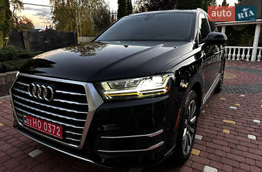 Внедорожник / Кроссовер Audi Q7 2018 в 