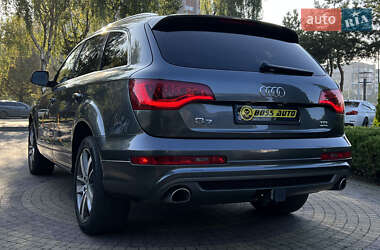 Позашляховик / Кросовер Audi Q7 2014 в 