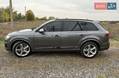 Внедорожник / Кроссовер Audi Q7 2019 в 