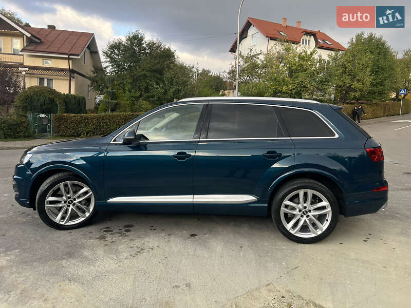 Позашляховик / Кросовер Audi Q7 2018 в Дніпрі