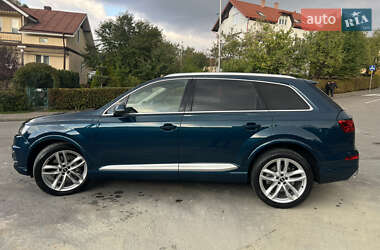 Внедорожник / Кроссовер Audi Q7 2018 в 