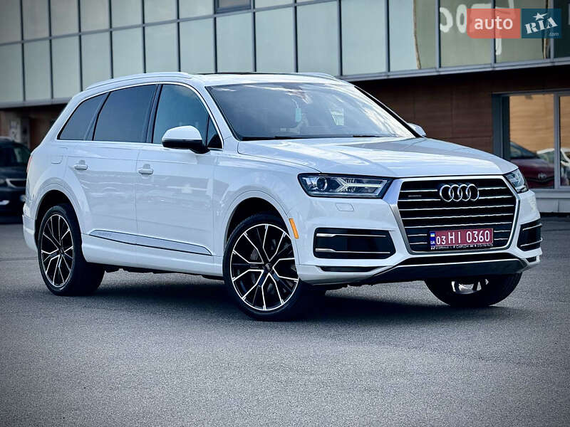 Позашляховик / Кросовер Audi Q7 2017 в Києві