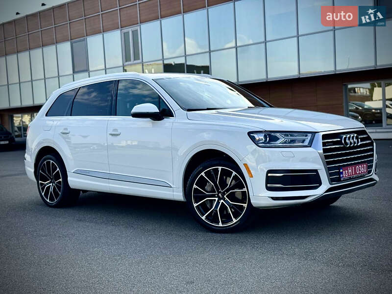 Позашляховик / Кросовер Audi Q7 2017 в Києві
