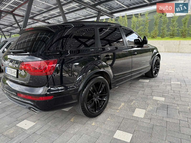 Позашляховик / Кросовер Audi Q7 2012 в Мукачевому