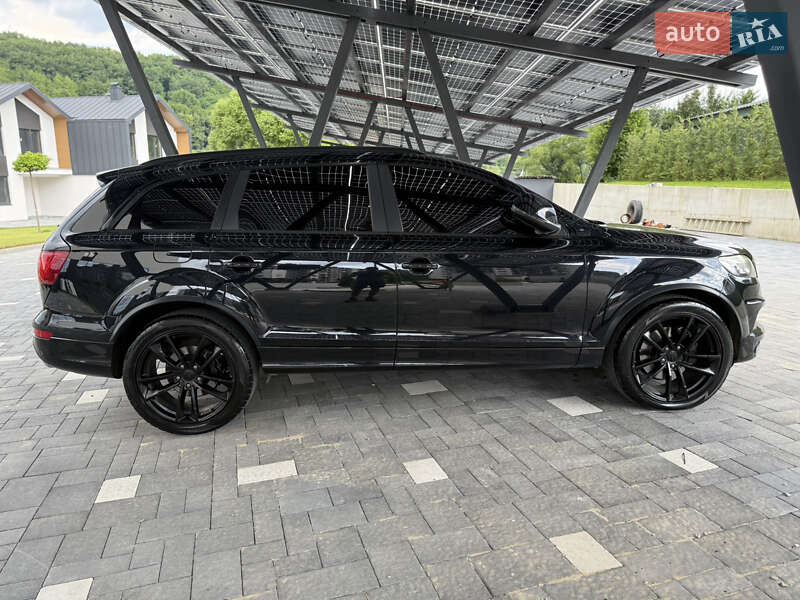 Позашляховик / Кросовер Audi Q7 2012 в Мукачевому