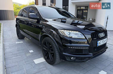Внедорожник / Кроссовер Audi Q7 2012 в 